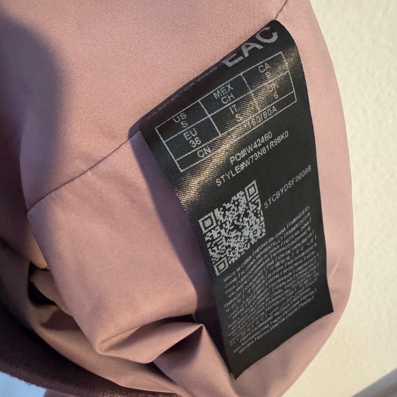 ✨ GUESS Los Angeles Ruffle Sleeve Bomber Jacket ✨ - Picture 6 of 10